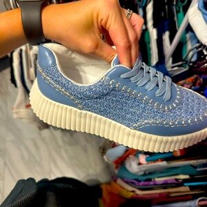 Shushop sneakers blue brand new